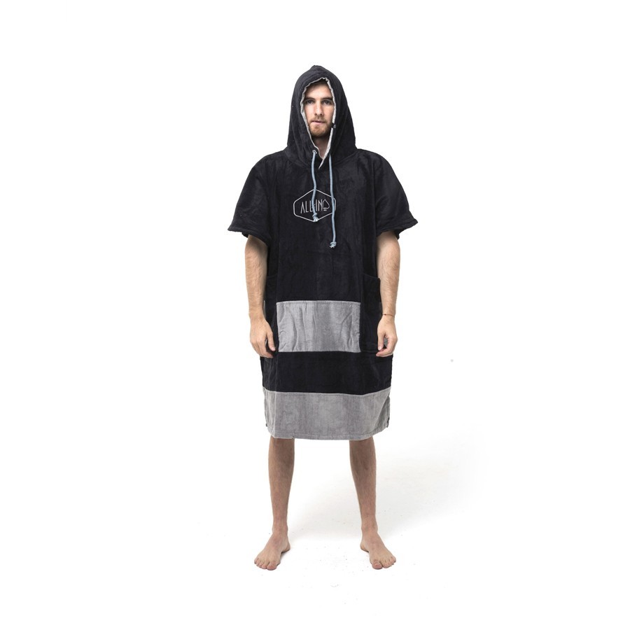 Poncho V All In black silver